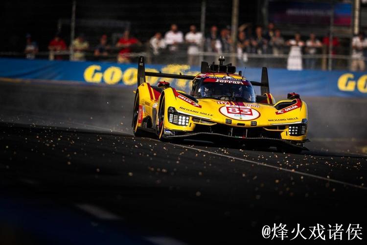 法拉利问鼎勒芒24小时耐力赛 中国车手书写历史